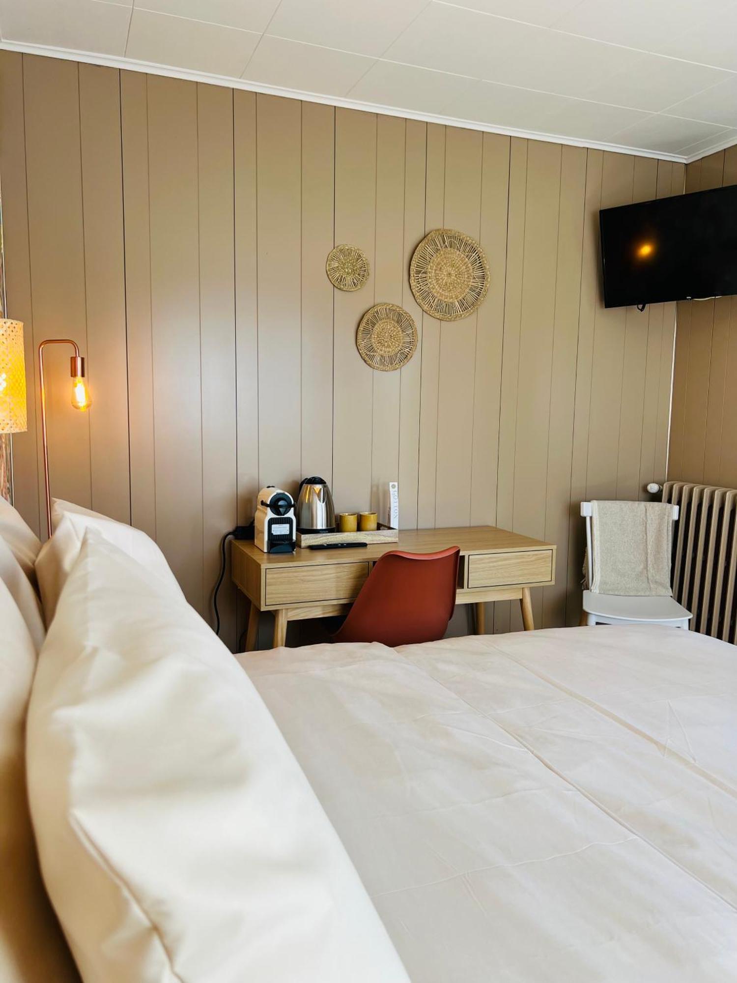 Motel Les Broussailles Mesves-sur-Loire エクステリア 写真