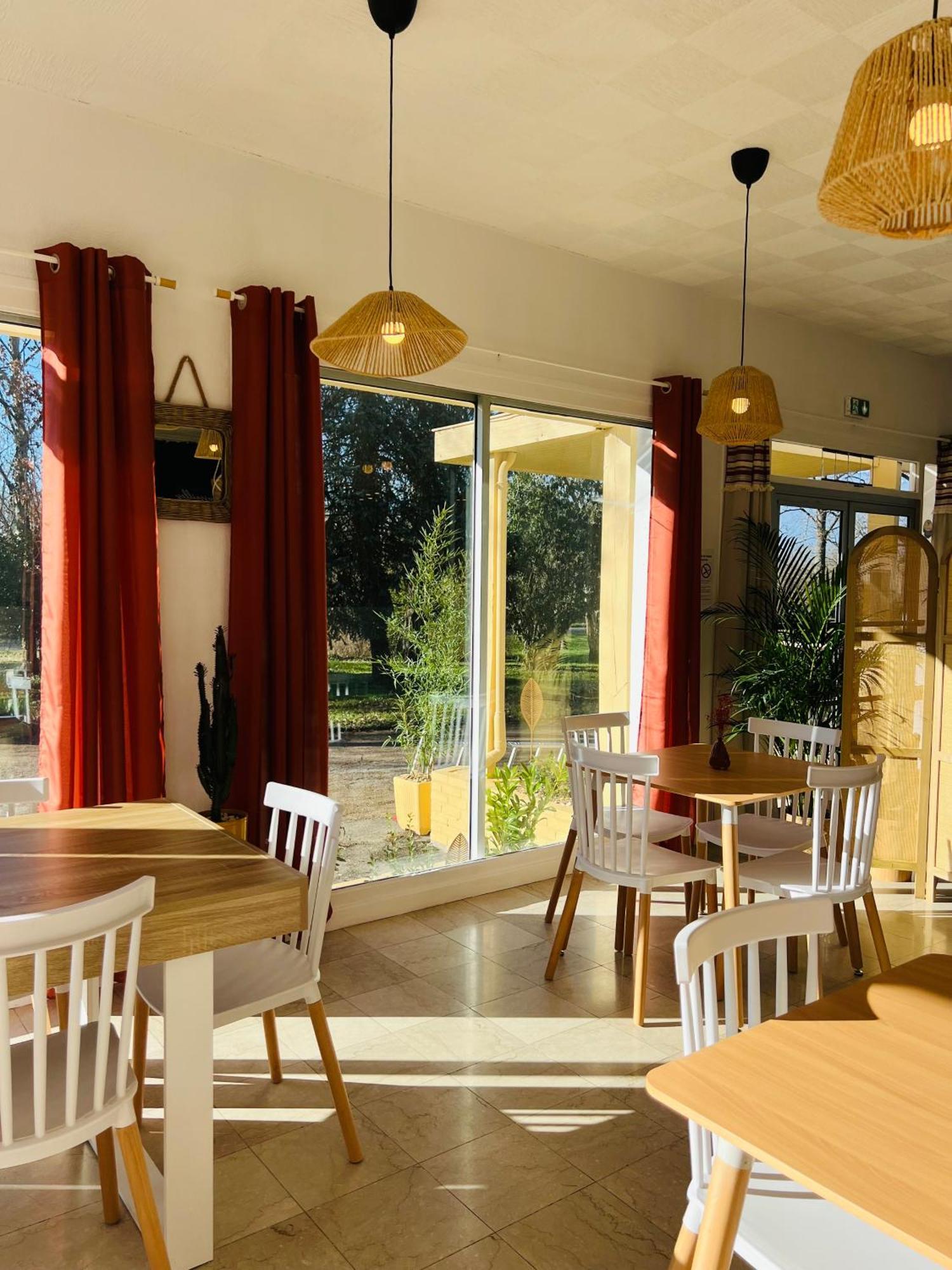 Motel Les Broussailles Mesves-sur-Loire エクステリア 写真