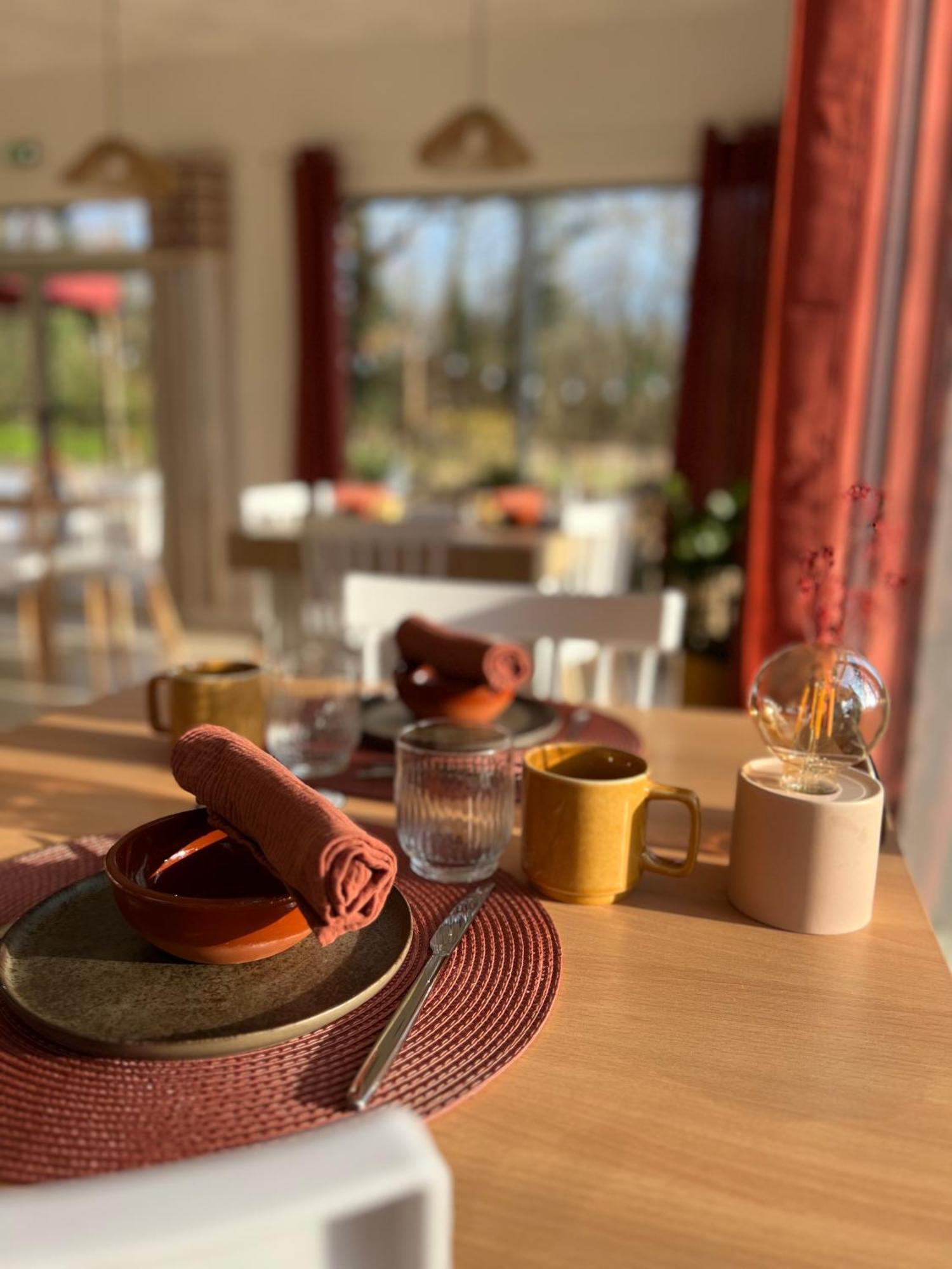 Motel Les Broussailles Mesves-sur-Loire エクステリア 写真